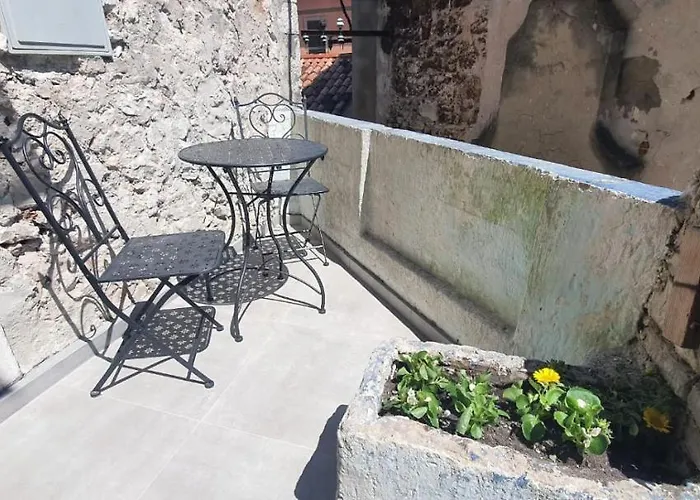 Apartment Modern Stairs